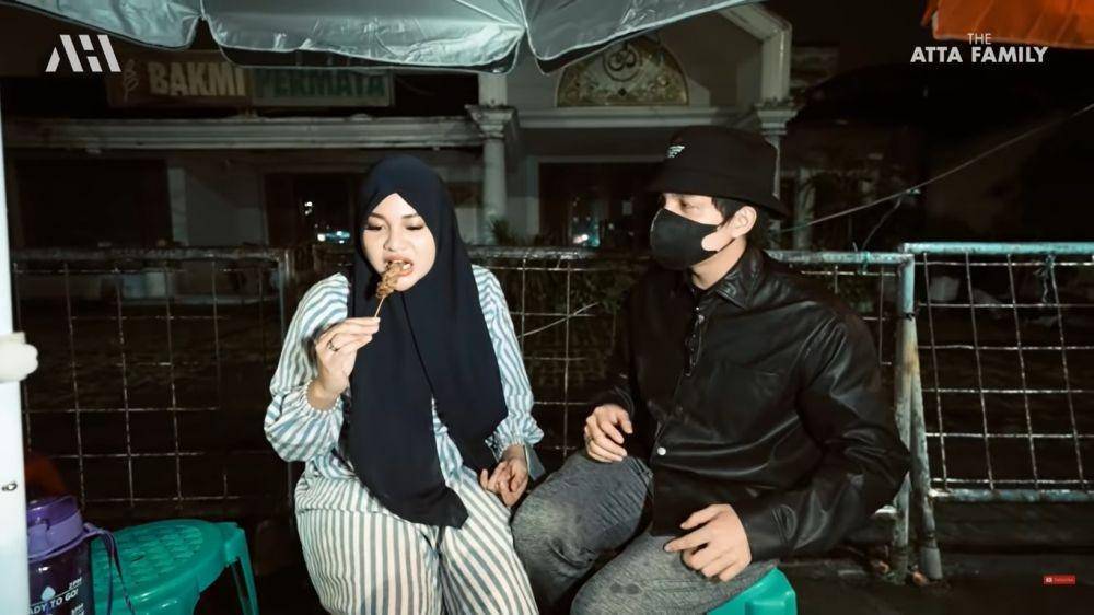 Atta-Aurel kenang momen kencan pertama (youtube.com/attahalilintar)