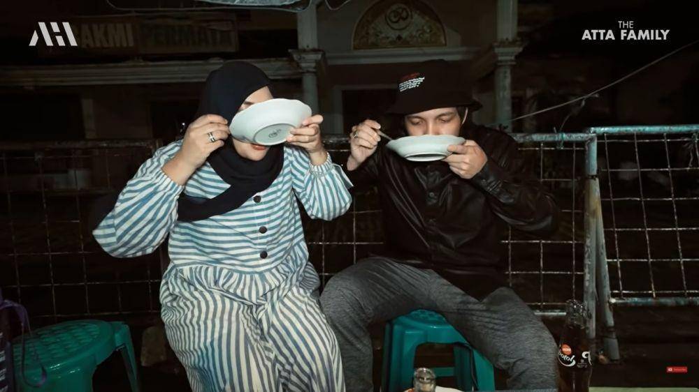 Atta-Aurel kenang momen kencan pertama (youtube.com/attahalilintar)