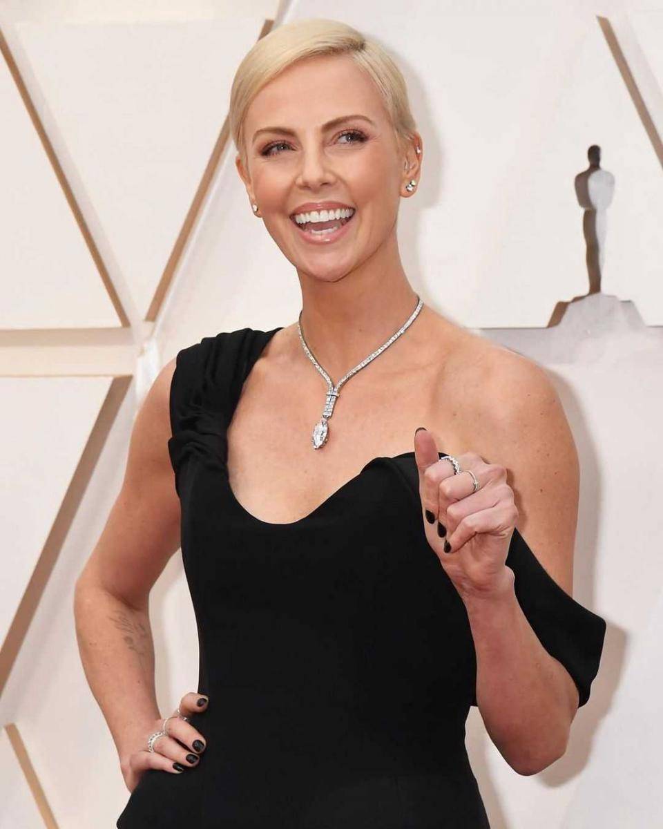 Charlize Theron (instagram.com/charlizeafrica)
