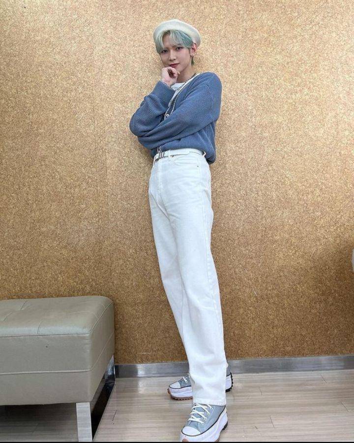 Ide style OOTD ala Yeosang ATEEZ (instagram.com/ateez_official_)