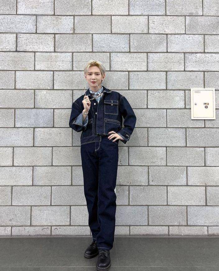 Ide style OOTD ala Yeosang ATEEZ (instagram.com/ateez_official_)