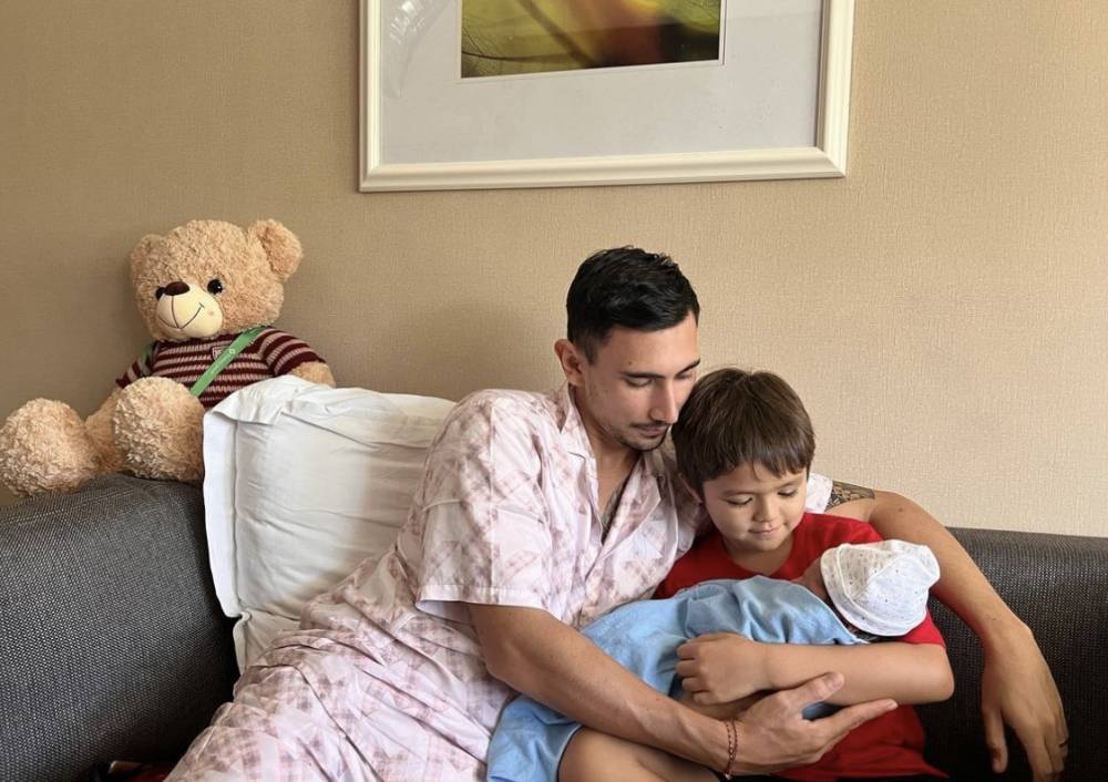 potret El Barack bersama adiknya (instagram.com/alexanderbarackel)