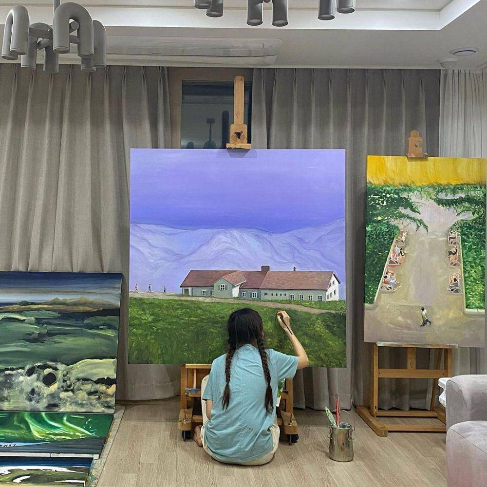 Ha Yeon Soo (instagram.com/hayeonsoo_)