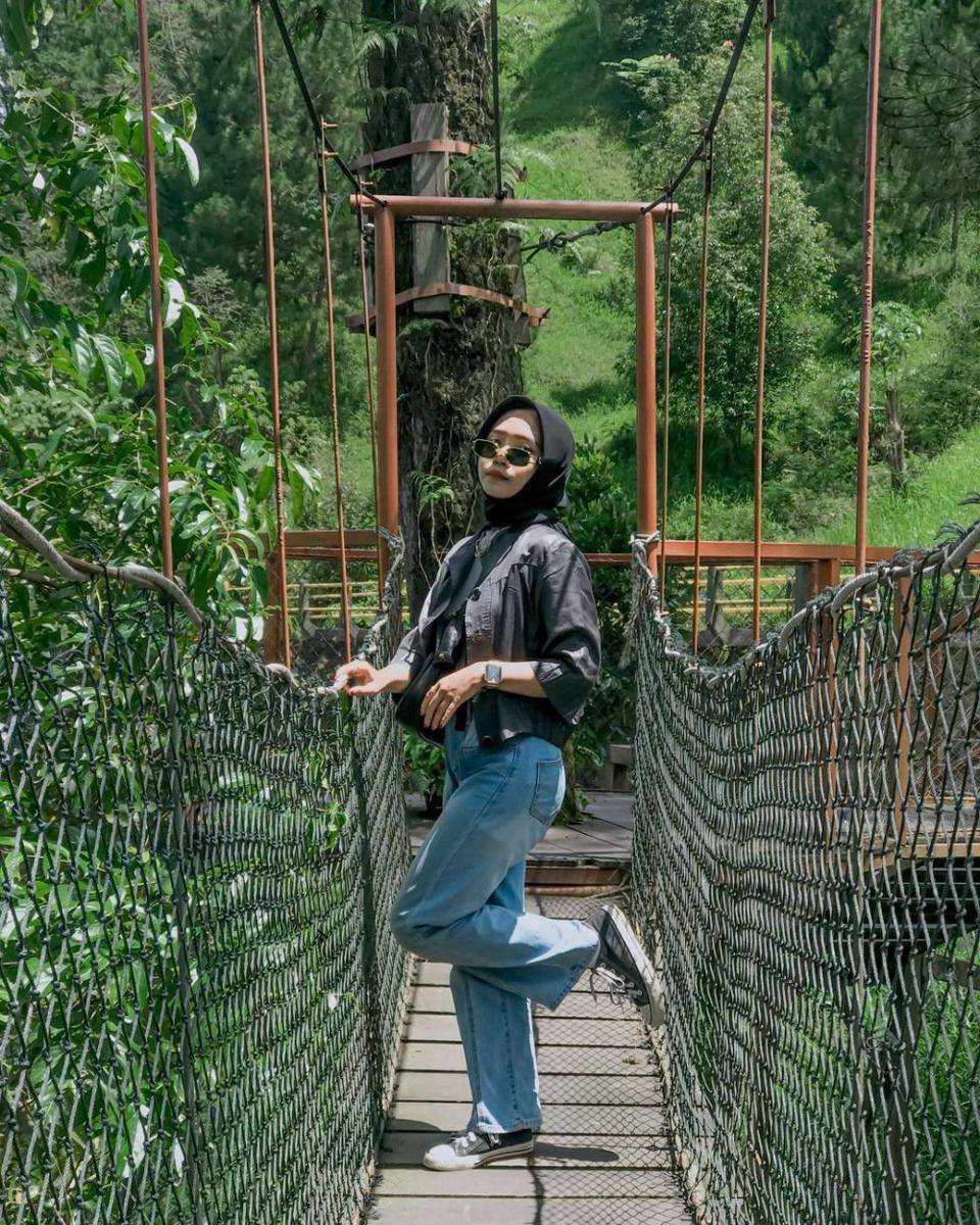 Plunyon Kalikuning (instagram.com/eskaaw_)