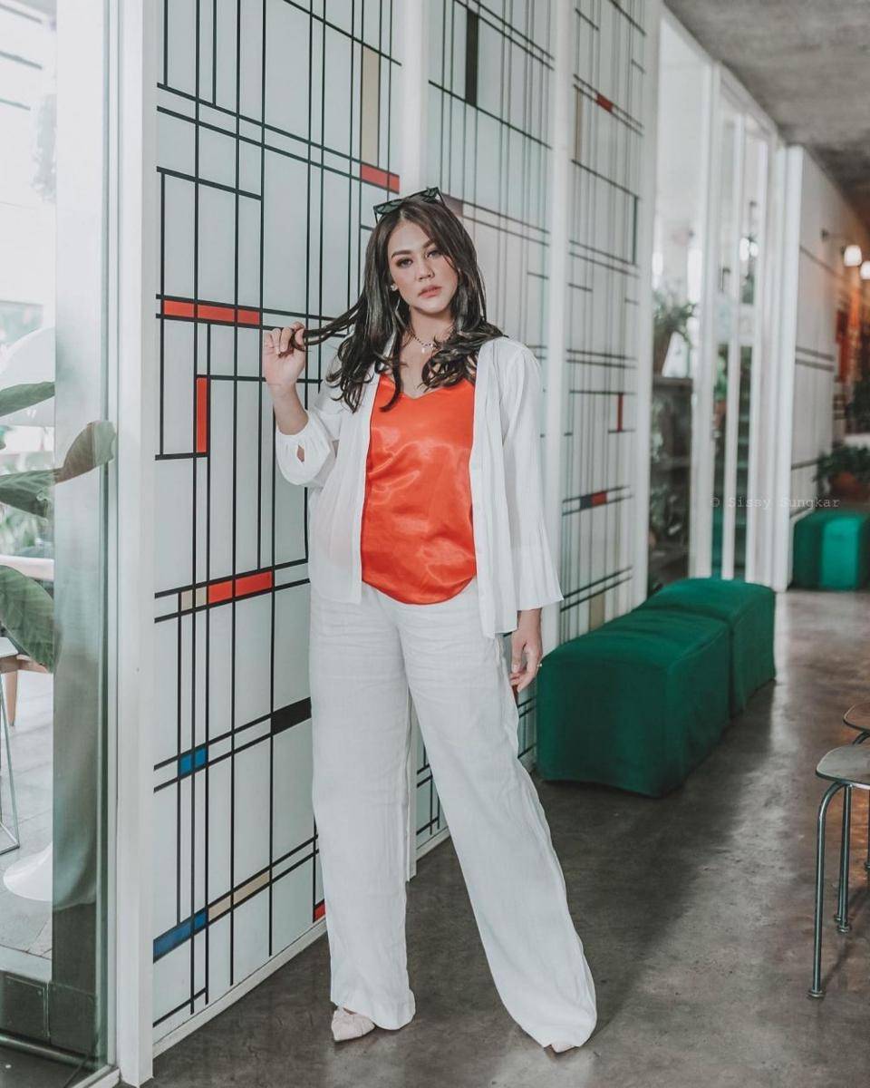 OOTD ala Sissy Prescillia (instagram.com/sysiio)