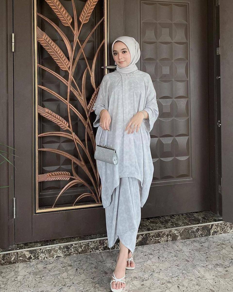 referensi ootd kekinian untuk kondangan (instagram.com/nr.alsyaa)