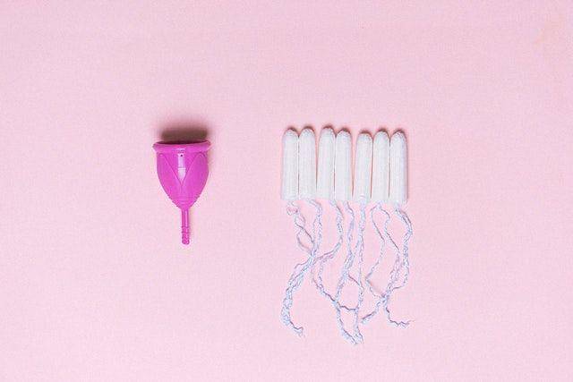 Menstrual cup dibandingkan tampon (pexels.com/Anna Shvets)