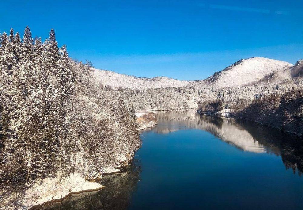 Sungai Tadami, Fukushima, Jepang (instagram.com/patja_wang)