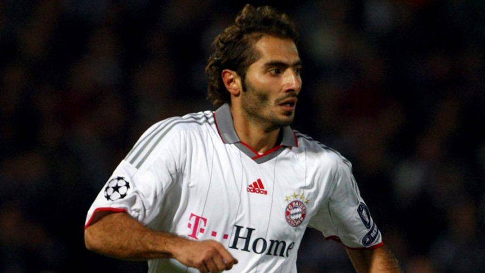 potret Hamit Altintop berseragam Bayern Munich (skysports.com)