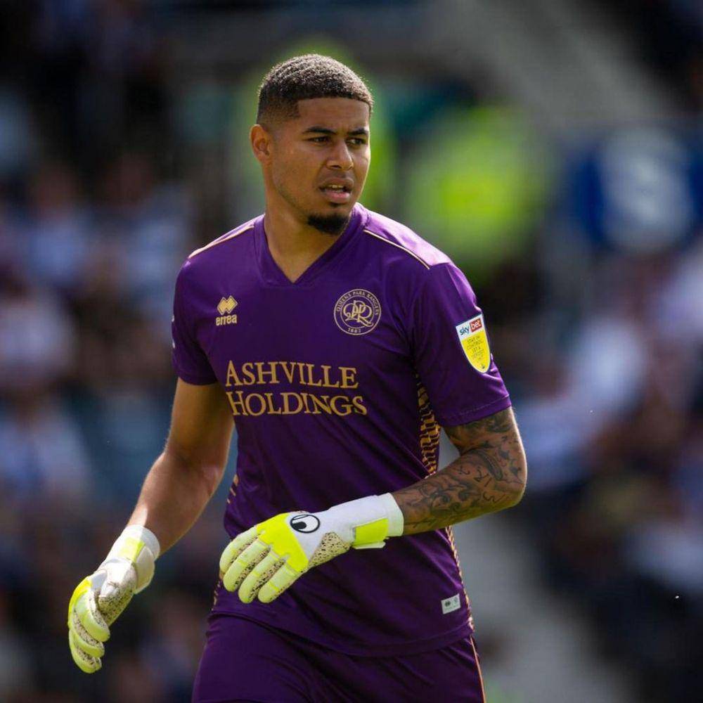 Seny Timothy Dieng saat membela QPR. (instagram.com/sdieng1)