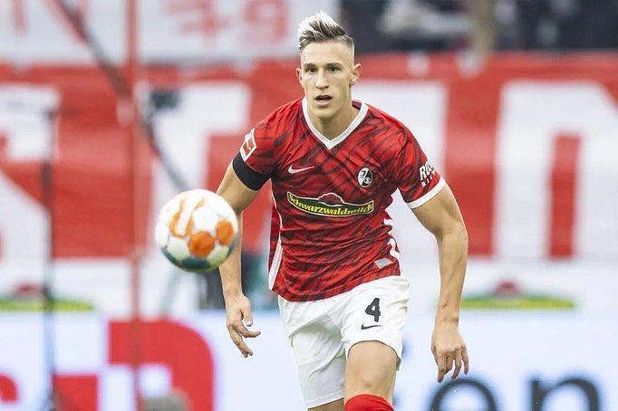 Nico Schlotterbeck menjadi pemain andalan Freiburg. (instagram.com/nico.schlotterbeck)