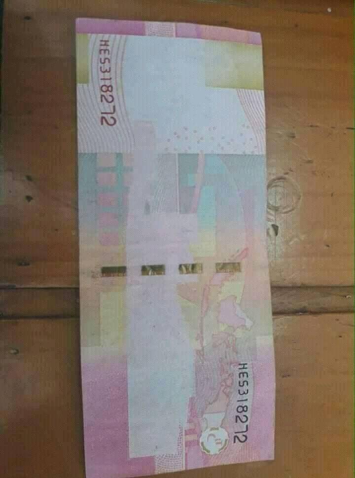 potret buka amplop (facebook.com/mriyup)