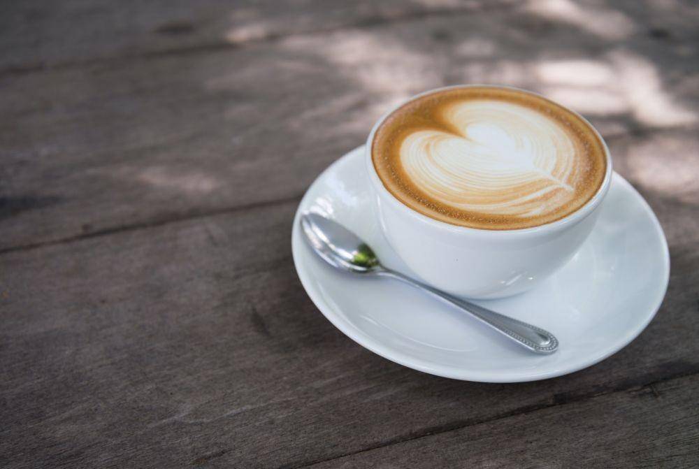 ilustrasi macchiato (pexels.com/Decha Huayyai)