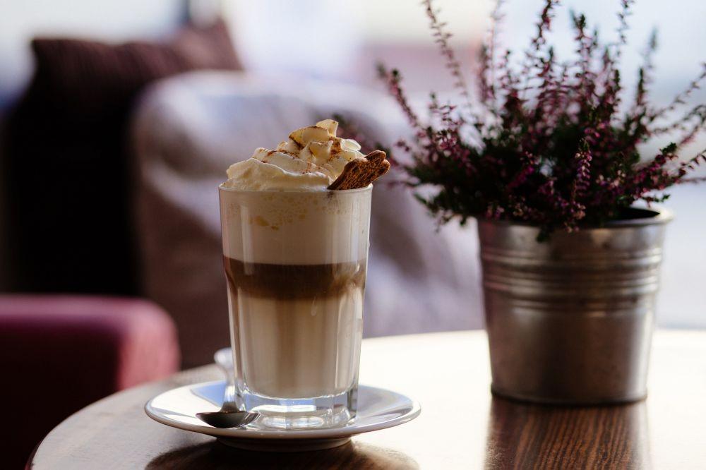 10 Menu Kopi Terpopuler di Kafe, Pahami Ya biar Gak Salah Pesan!