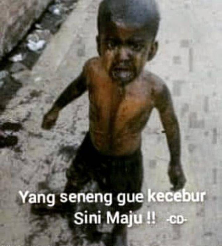 bocil tercebur selokan (instagram.com/rowbie)