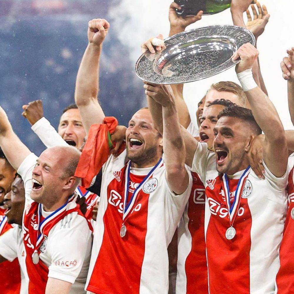 Ajax Amsterdam merayakan gelar juara Eredivisie 2021/2022. (instagram.com/afcajax)