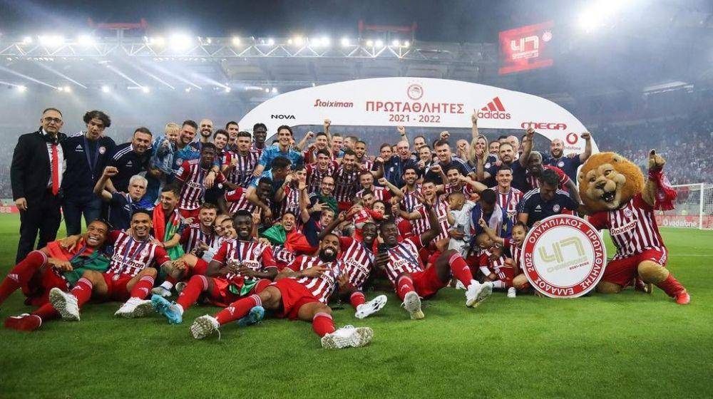 Olympiacos menjuarai Super League Yunani 2021/2022. (instagram.com/olympiacosfc)