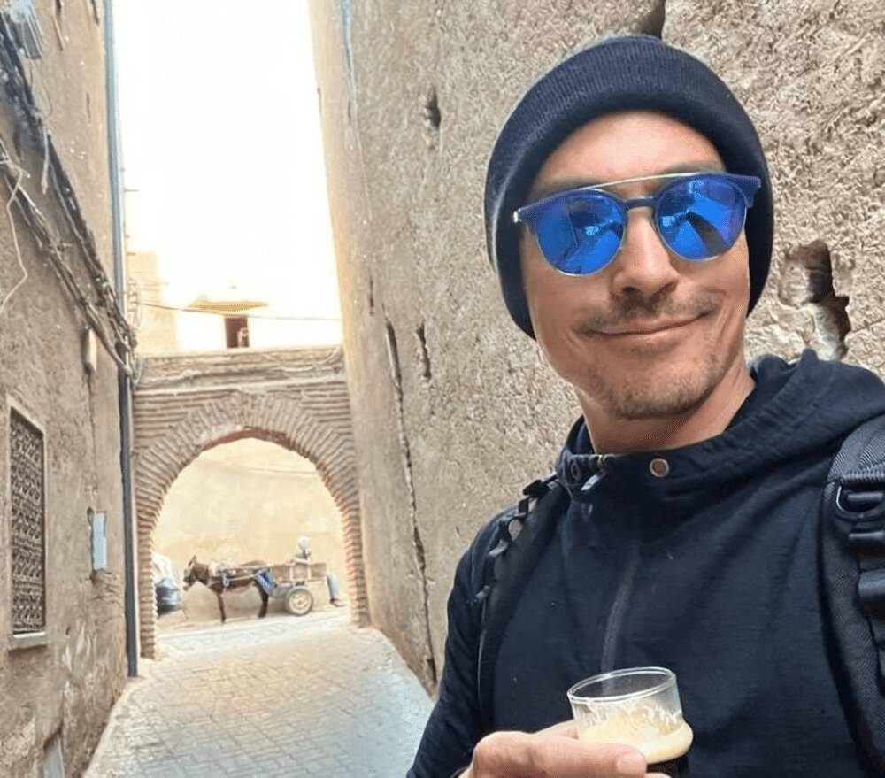 Daniel Henney (instagram.com/danielhenney)