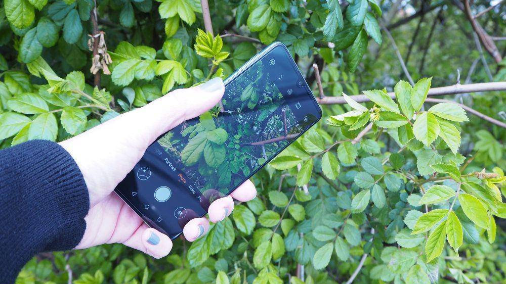 Huawei P30 (ephotozine.com)