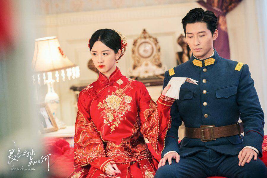 cuplikan penampilan Chen Du Ling dan Shawn Dou bintangi drama Love in Flames of War (dok. Youku/Love in Flames of War)