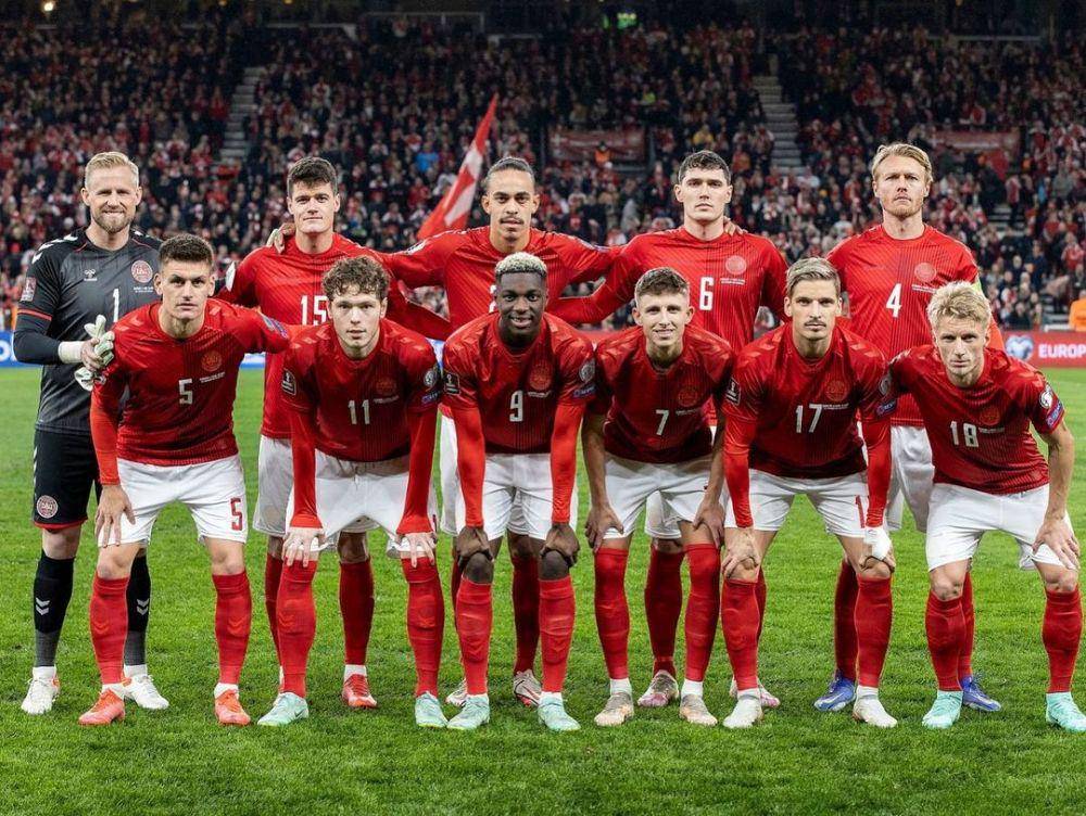 Jesper Lindstrom (nomor 7) di skuad timnas Denmark (instagram.com/jesperlindstroem18)