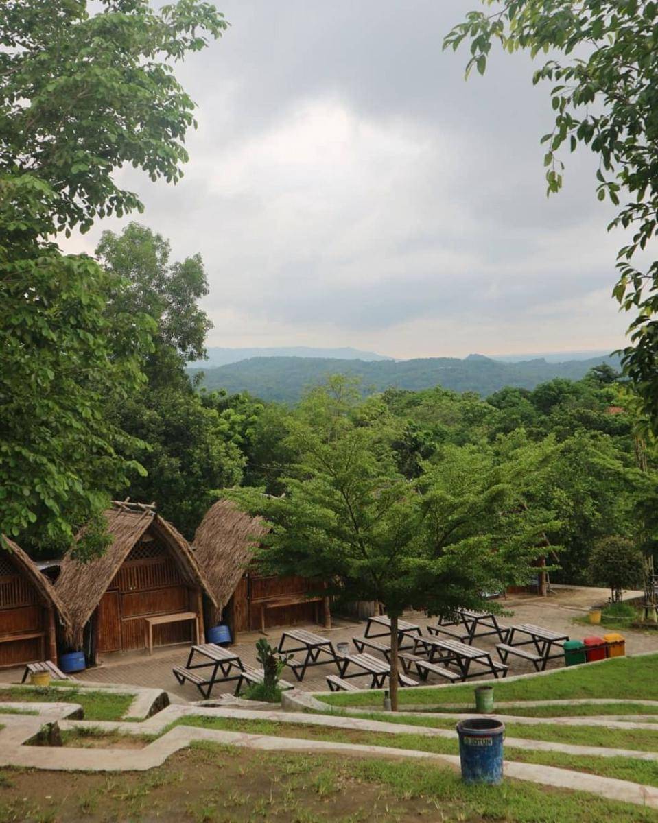 Puncak Sosok (instagram.com/ruang.sejenak)
