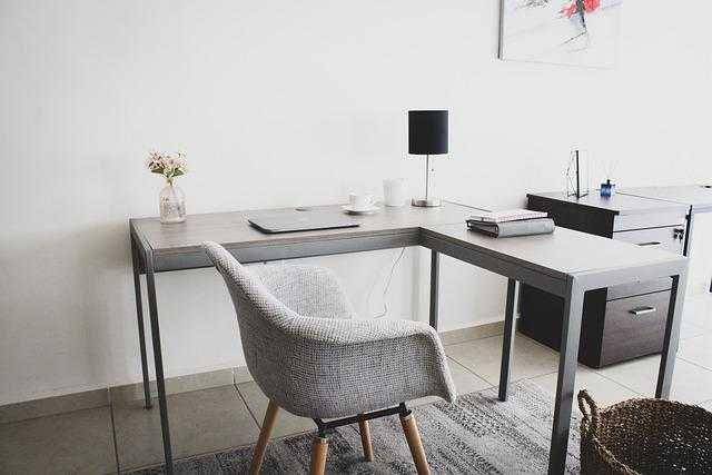 ilustrasi tempat menyimpan laptop (pixabay.com/ricatdorv30)