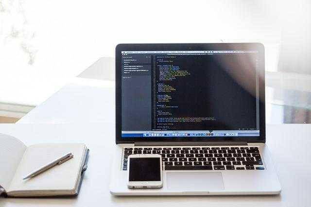 ilustrasi pemanasan mesin laptop (pixabay.com/pexels)