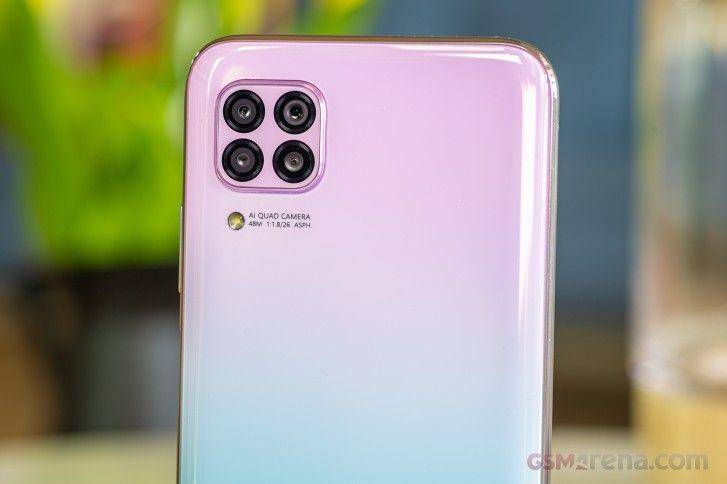 kamera Huawei nova 7i (gsmarena.com)
