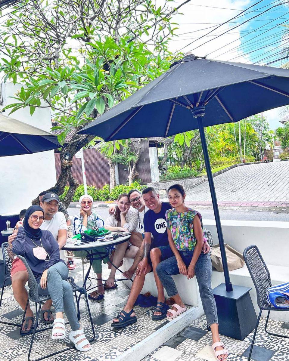 Meisya Siregar dan Mona Ratuliu (instagram.com/meisya__siregar)