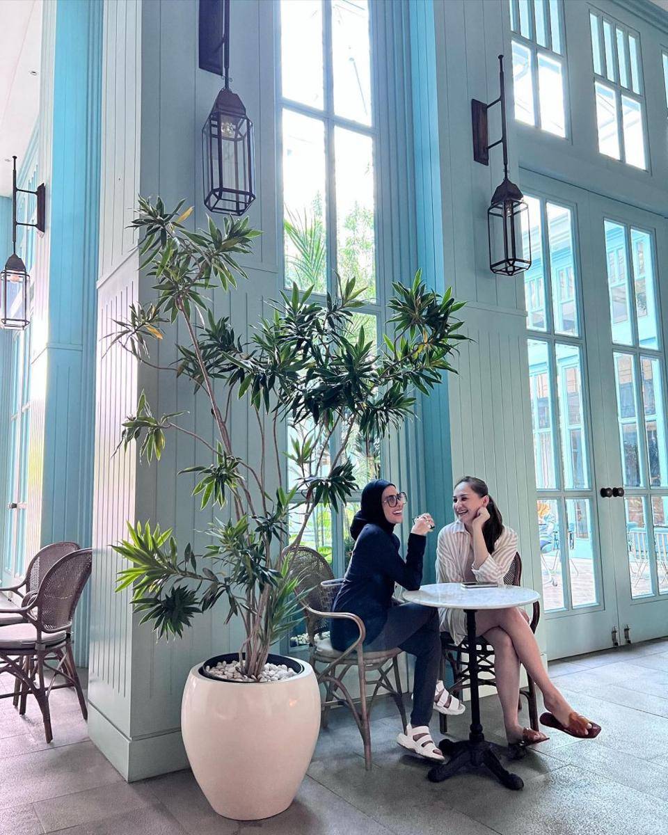Meisya Siregar dan Mona Ratuliu (instagram.com/meisya__siregar)