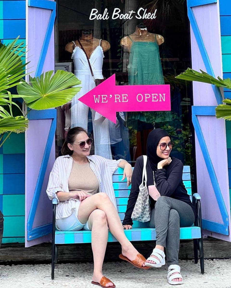 Meisya Siregar dan Mona Ratuliu (instagram.com/meisya__siregar)