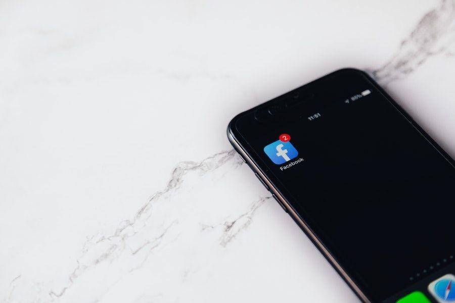 ilustrasi Facebook (Pexels.com/Oleg Magni)
