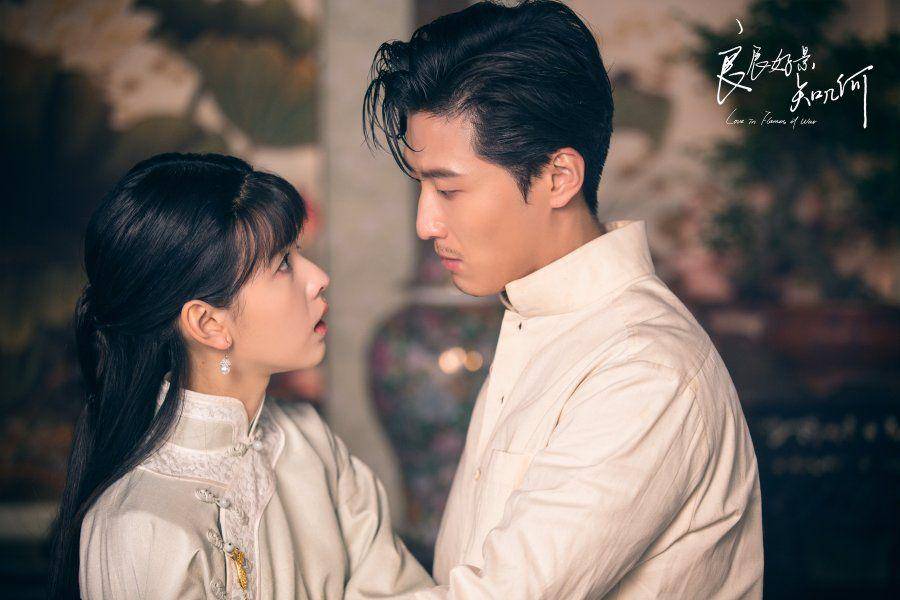 cuplikan penampilan Chen Du Ling dan Shawn Dou bintangi drama Love in Flames of War (dok. Youku/Love in Flames of War)