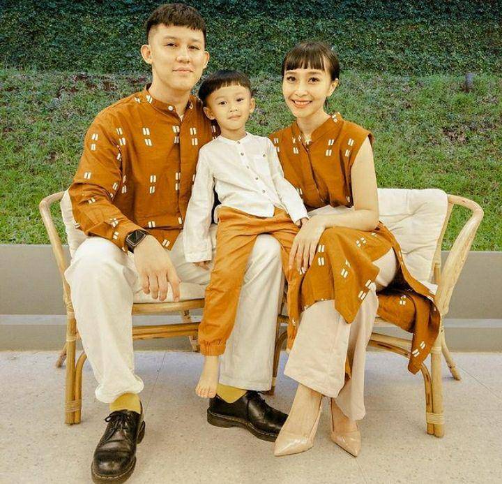 Potret Rinni Wulandari saat rayakan lebaran tahun 2022. Instagram.com/rinni_w