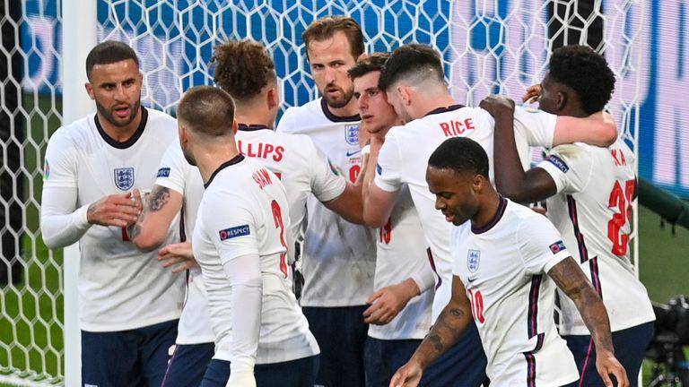 Inggris kalah dari Italia pada final EURO 2020. (skysports.com)
