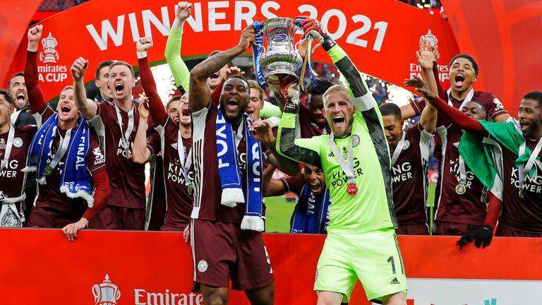 Leicester City kalahkan Chelsea di final Piala FA 2021. (skysports.com)
