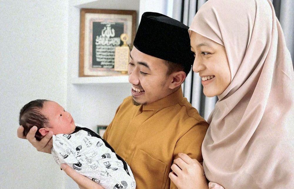 Akhirnya Diumumkan, Ini Nama Anak Pertama Ustaz Syam dan Artinya