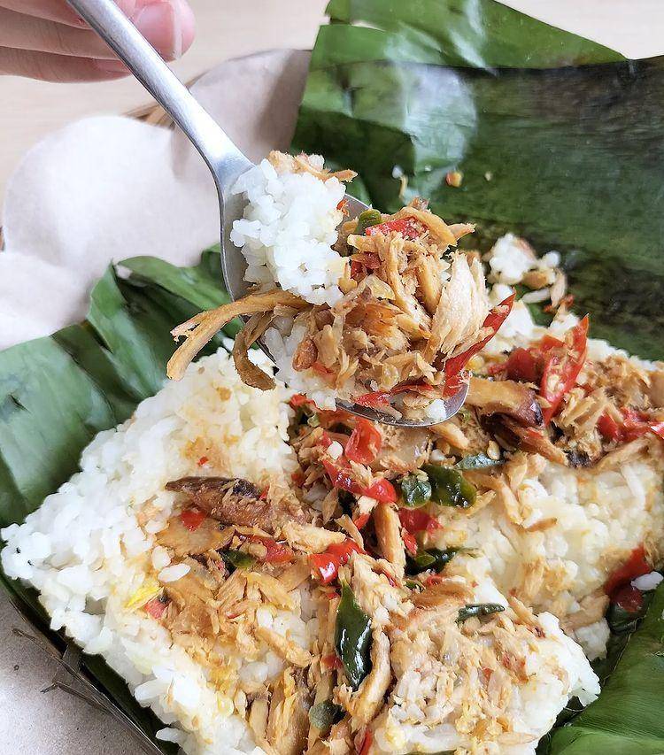 nasi bakar (instagram.com/its_helen92)
