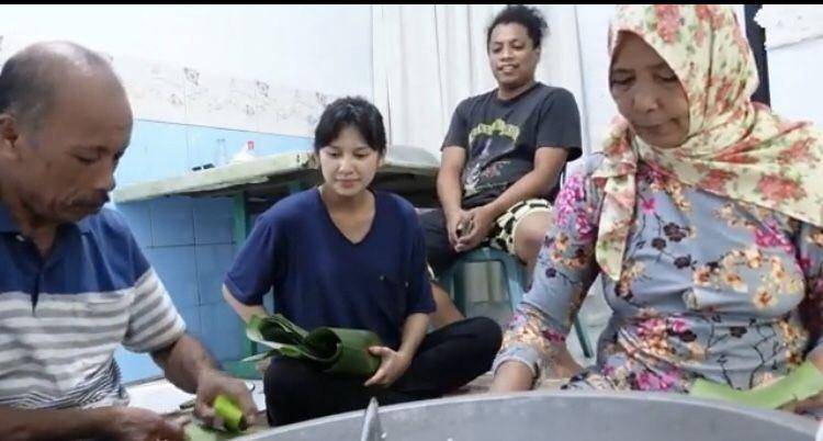 Indah dan mertua (Youtube.com/indah permatasari)
