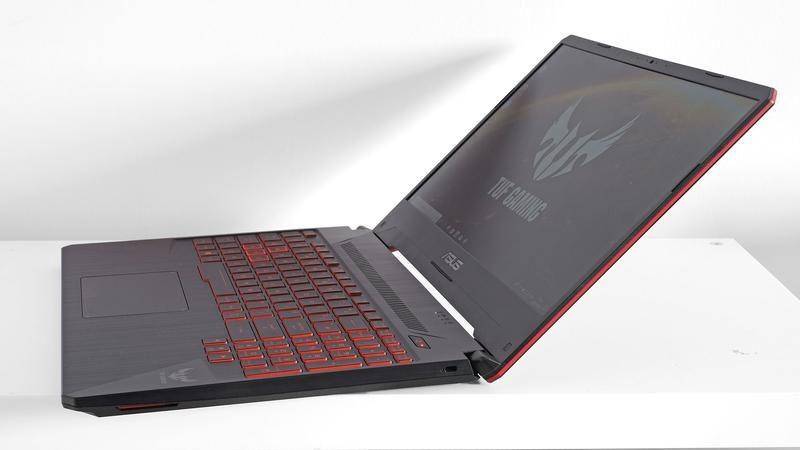 Laptop ASUS TUF Gaming FX505DY (techadvisor.com)