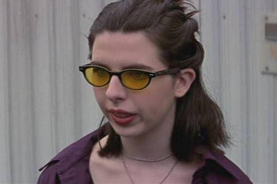 Heather Matarazzo dalam film Scream 3 (dok. Dimension Films/Scream 3)