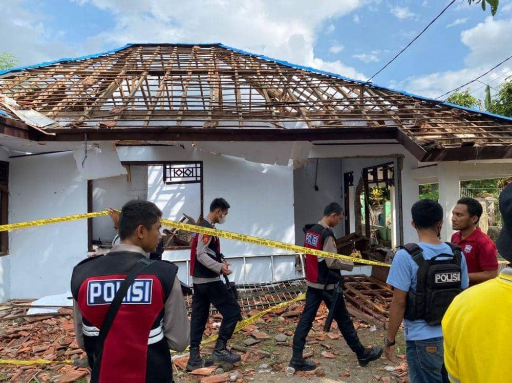 Rumah Kakek Terduga Pelaku Pencabulan di Kota Bima Dirusak Warga