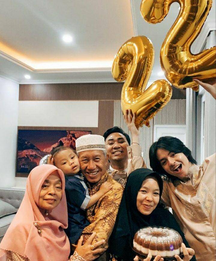 Kejutan ulang tahun Angga Yunanda yang ke 22 tahun. Instagram.com/anggayunandareal16