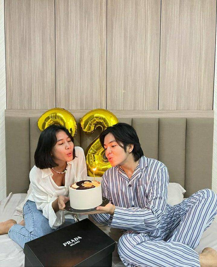 Potret kejutan ulang tahun Angga Yunanda yang ke 22 tahun. Instagram.com/shenacinnamon