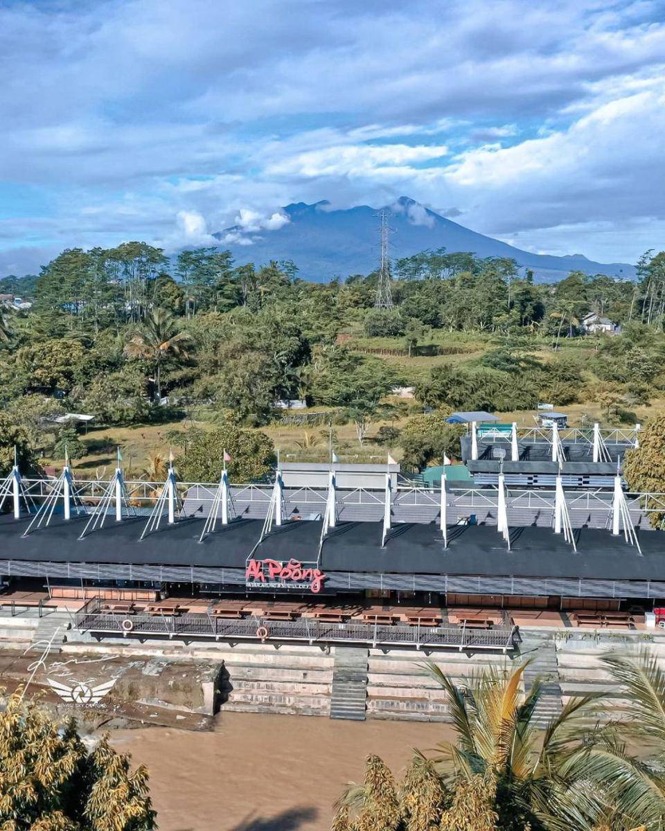 Pasar Apung Ah Pong Sentul (instagram.com/omroy02_)