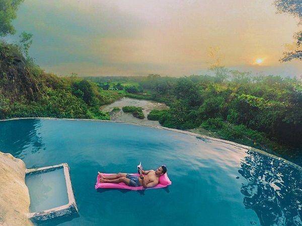 Pemandian Air Panas Tirta Ciseeng (Instagram.com/abee_aries)