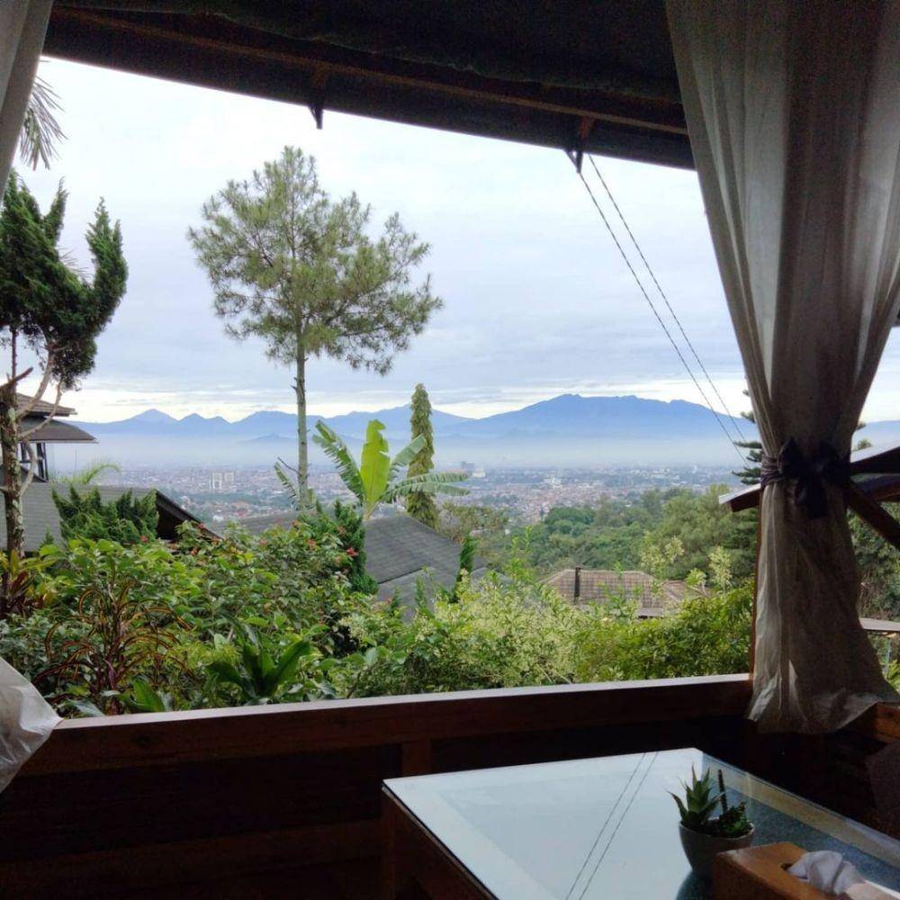 The Stone Cafe, Bandung (instagram.com/thestonecafe)
