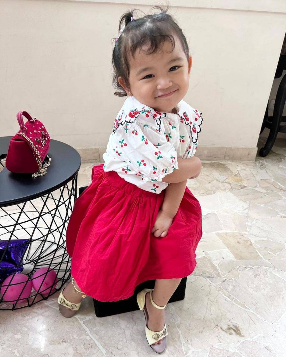 Thania Putri Onsu (instagram.com/thaniaputrionsu)