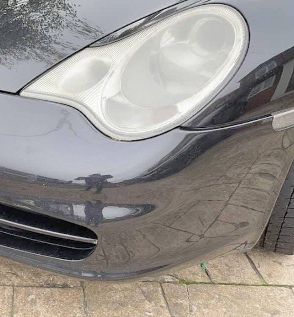 Ilustrasi headlamp yang menguning karena sengatan matahari (instagram.com/ autosmartrepairsltd)